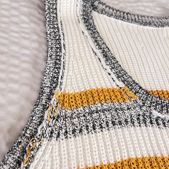 LUCKY BRAND Mustard Colorblock Knit Tank Top/Vest Size Medium - Picture 9 of 10